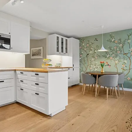 Apartment Charming With Stunning View Bergen