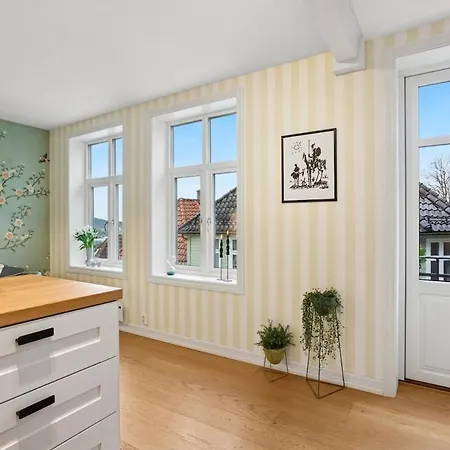 Charming With Stunning View * Bergen